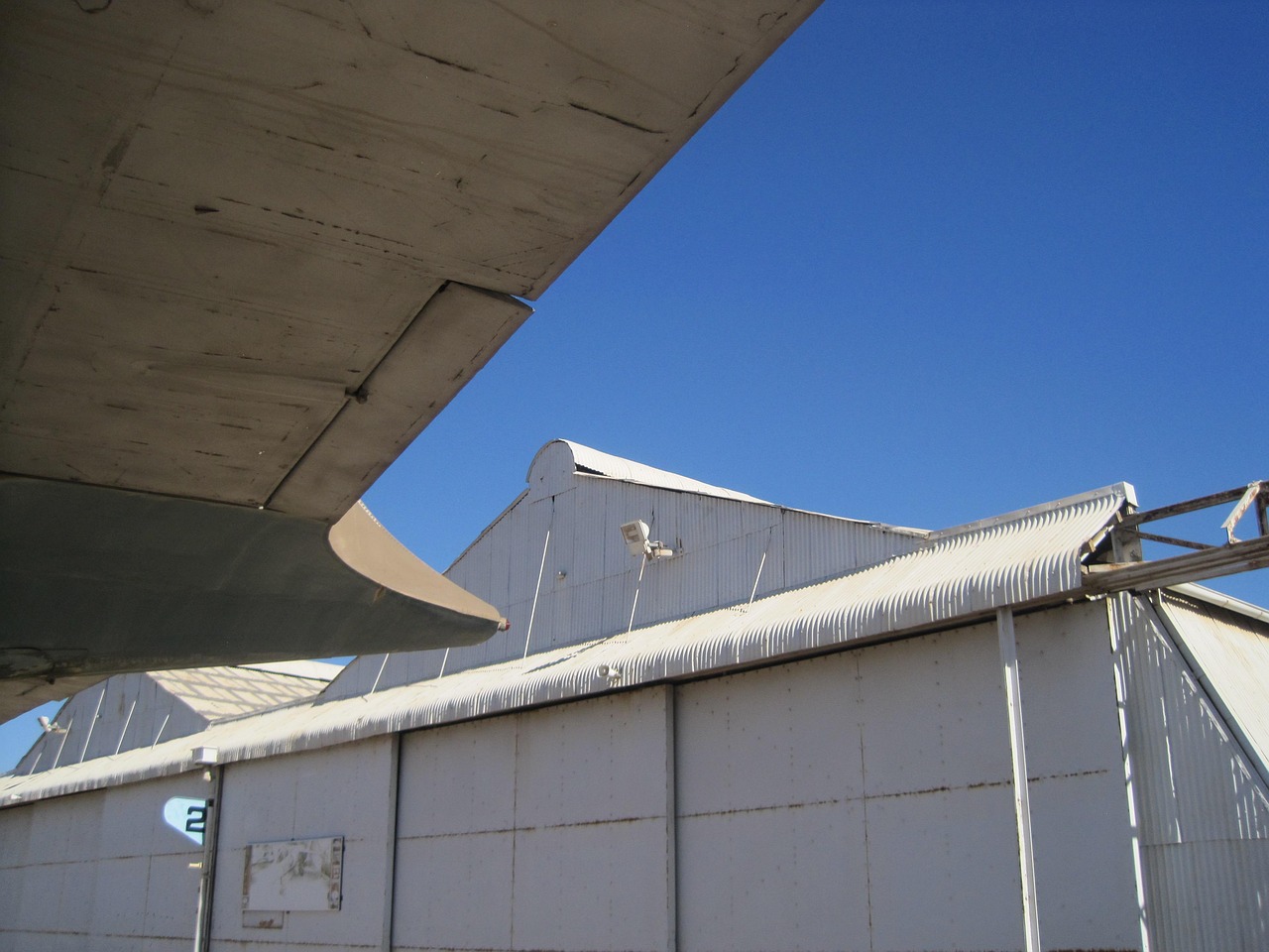 tailplane, underside, hanger, air force, wing, industrial, aerospace, airline, airplane, aviation, military, plane